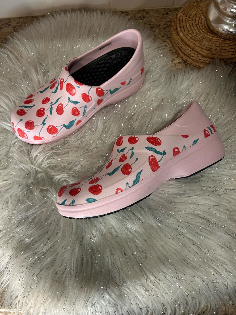 CROCS Neria Pro II Graphic Work Clog Lite Ride Pink Milk Cherry New